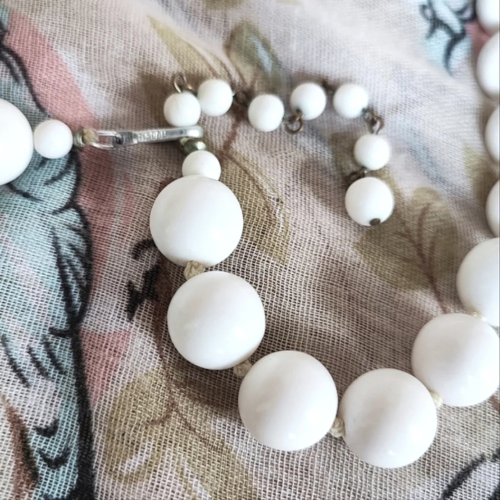 Bright White Acrylic Round Beaded Ball Vintage JAPAN J Clasp Knotted  Necklace